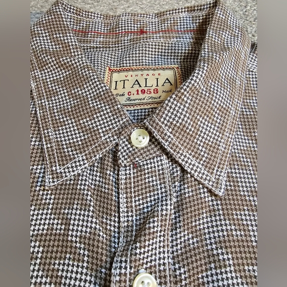 Italia Vintage Button Front Men's Size XL EUC - Picture 3 of 8